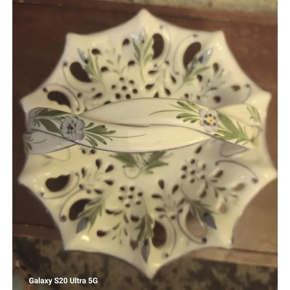 Hand‎ Painted Purple Pansies Ceramic Reticulated Basket Braided Handle Portugal